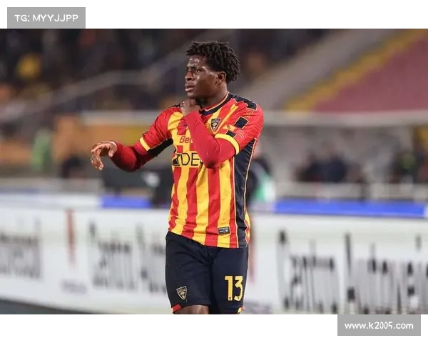 足球球员转会费不断攀升背后的市场趋势与经济影响分析